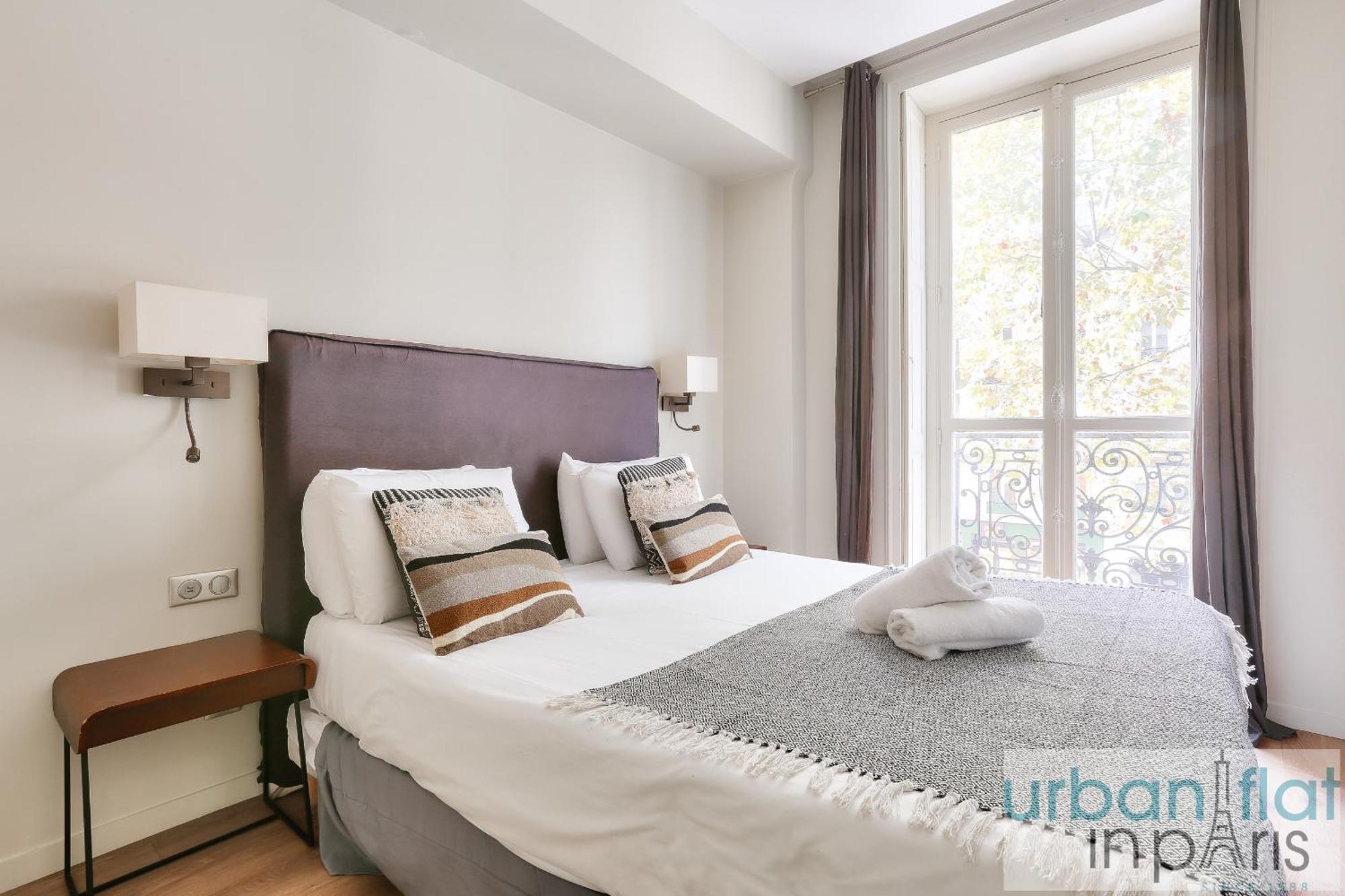 60-Luxury Parisian Home Sebastopol Екстериор снимка