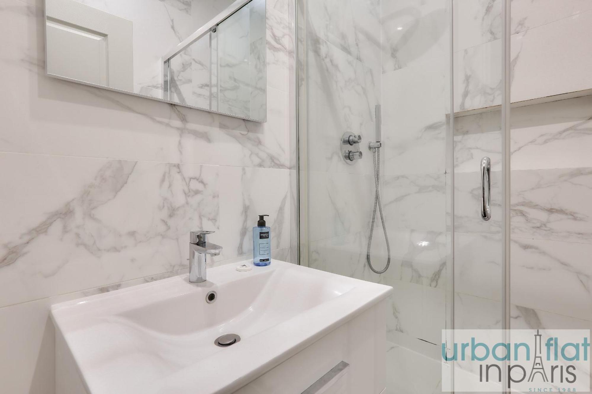60-Luxury Parisian Home Sebastopol Екстериор снимка
